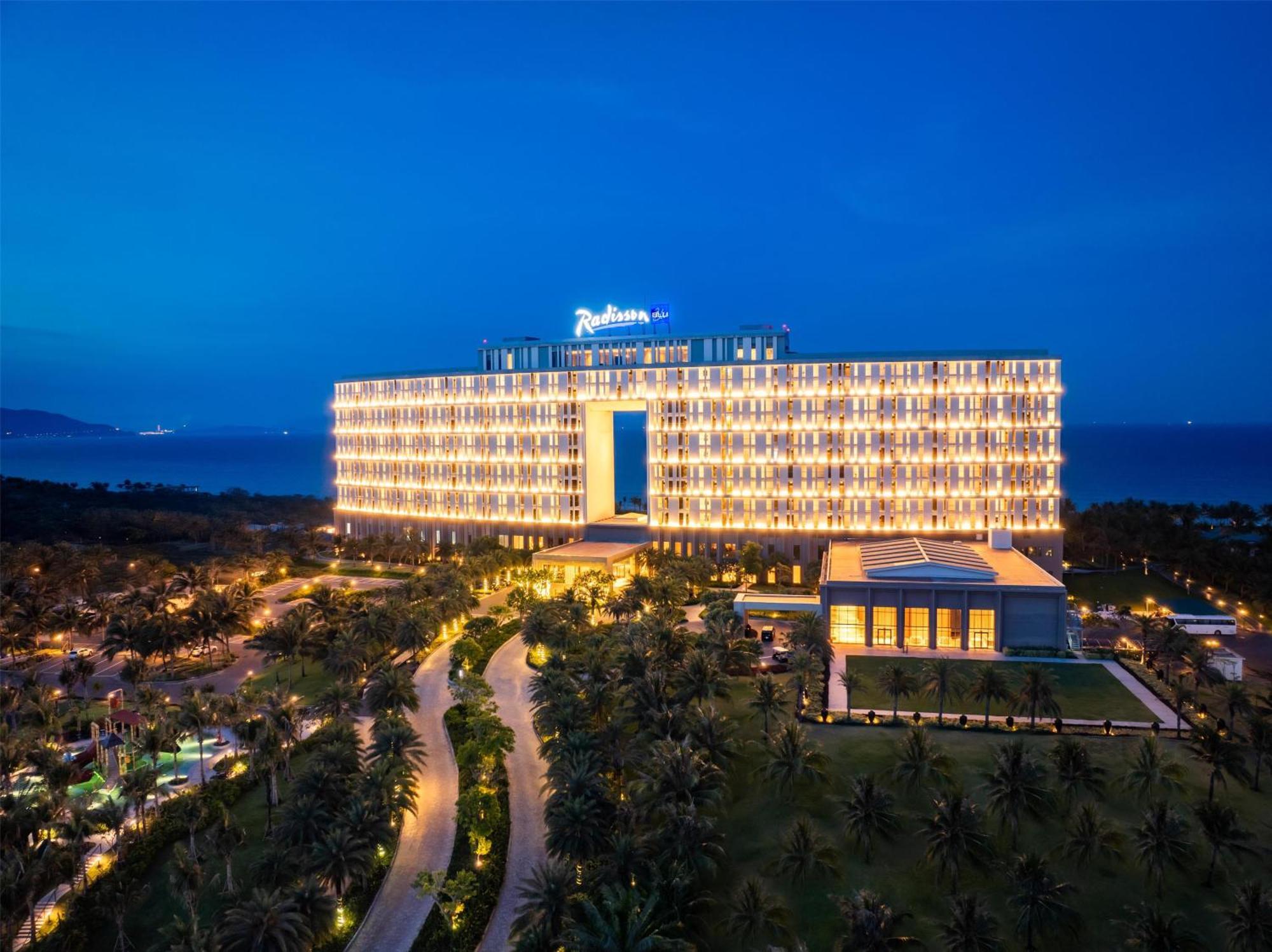 Radisson Blu Cam Ranh 5*